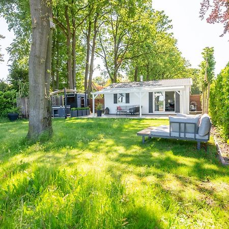 86, Bed & Outdoor Wellness - Sauna, Hottub, Icebath & Outdoor Shower Included! Oisterwijk Luaran gambar