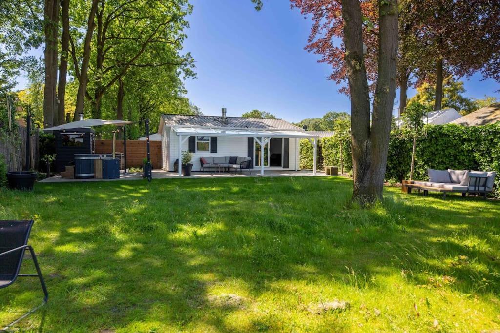 86, Bed & Outdoor Wellness - Sauna, Hottub, Icebath & Outdoor Shower Included! Oisterwijk Luaran gambar